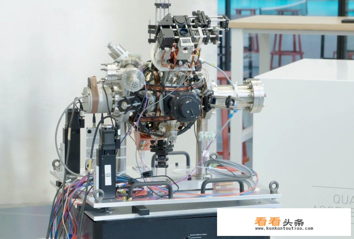 英国研发出量子导航设备，我们可以扔掉GPS了吗？