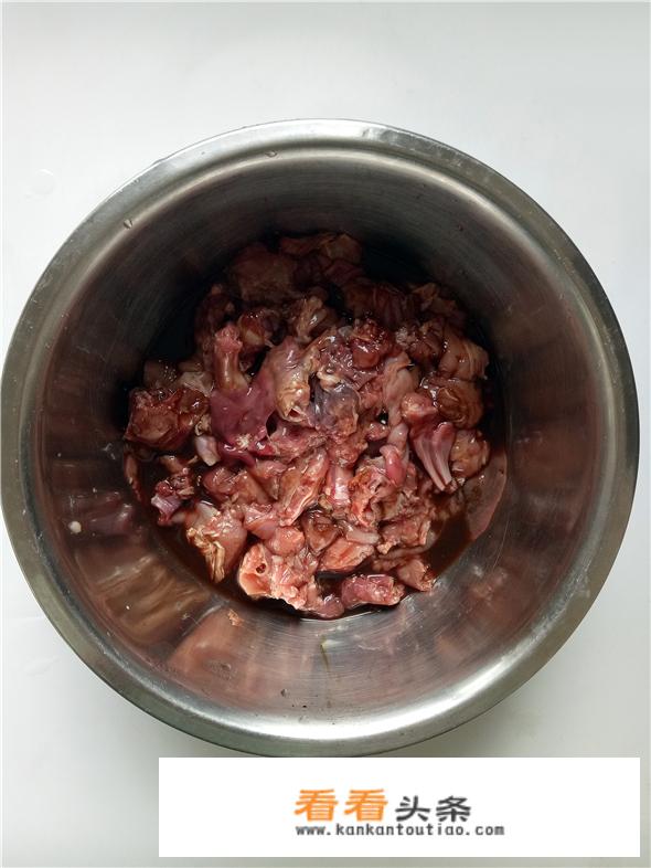 的做法，爆炒兔子肉怎么做好吃，爆炒兔子肉的家常做法？