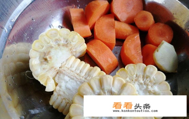 粉葛煲汤的更佳搭配？