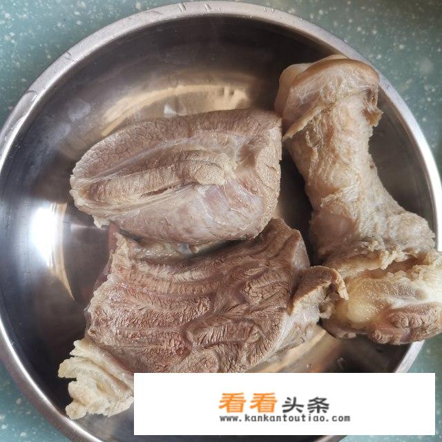 正宗炖牛肉汤的做法？