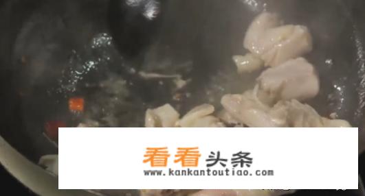鸡腿炖土豆的做法？