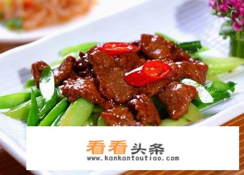 小炒牛肉怎么做才能嫩又烂？