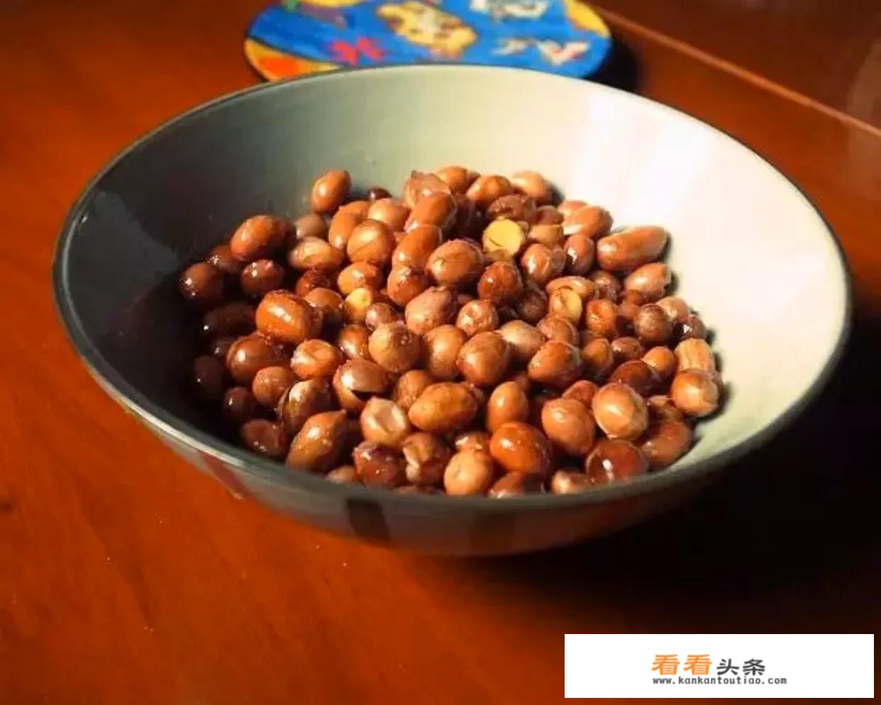 炸花生怎么样才能保持酥脆？