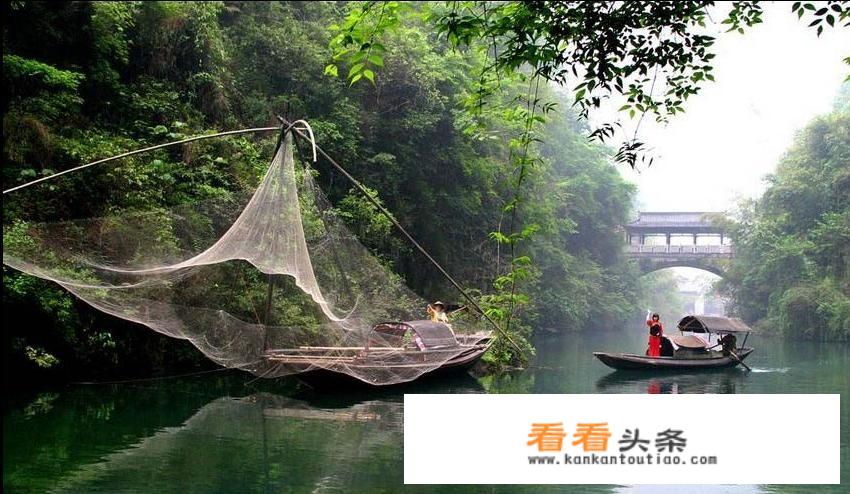 襄阳和宜昌哪个好玩些？
