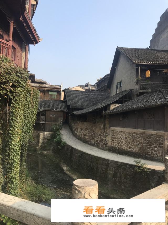 国庆节出去旅游好吗？