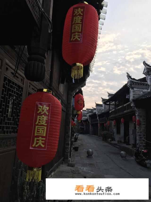 国庆节出去旅游好吗？