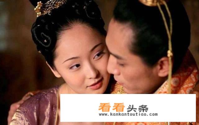 匡超人娶妻的事件？