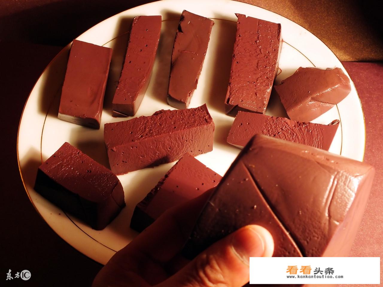 婴儿可以吃鸡血鸭血吗？