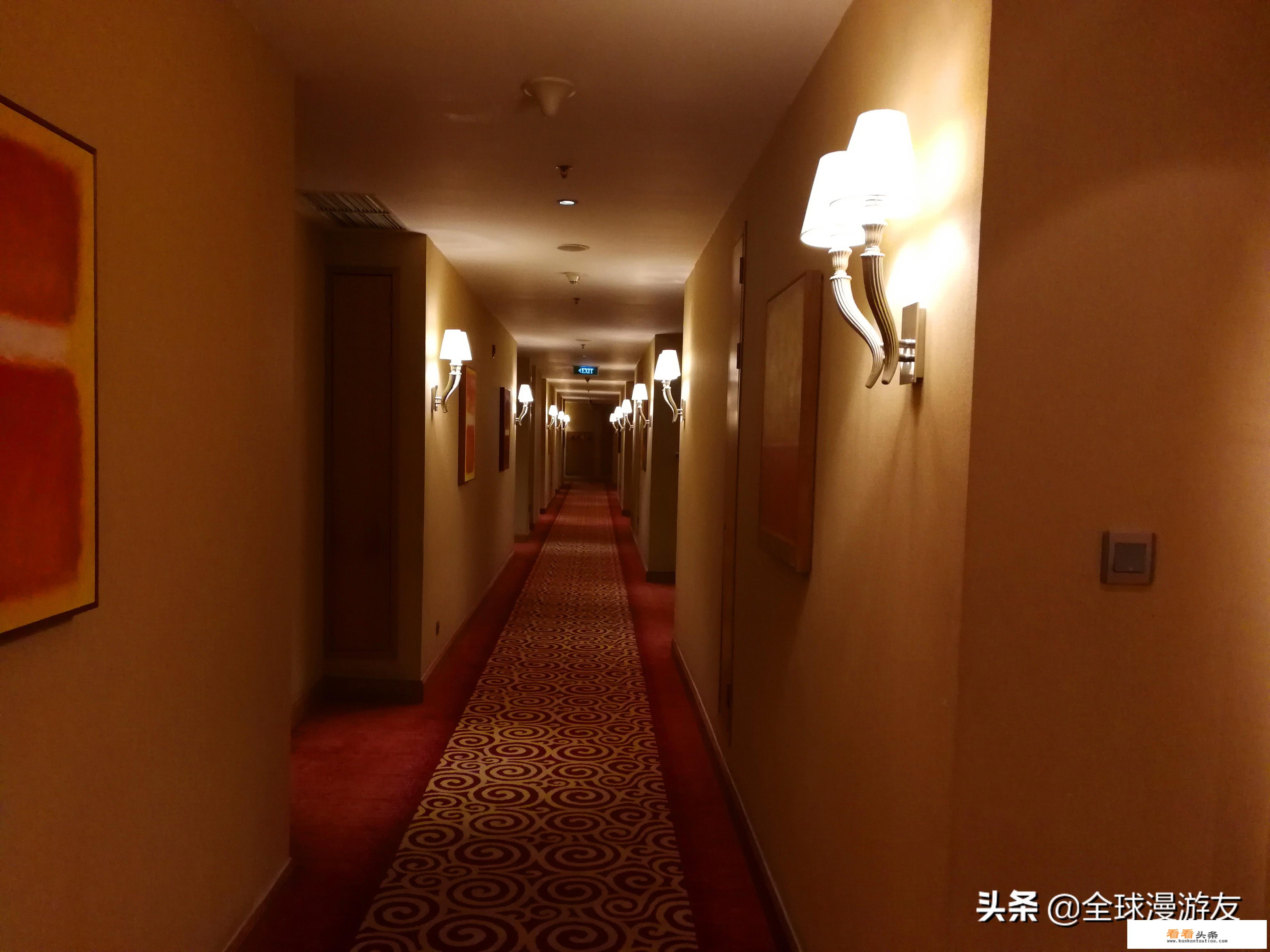旅游要住宿，你们是怎么挑选住宿的？入住后你们会有什么安全措施？
