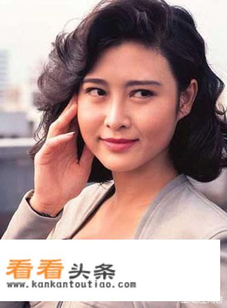 海棠微雨共归途 水榭藏美人什么意思？