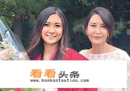 海棠微雨共归途 水榭藏美人什么意思？