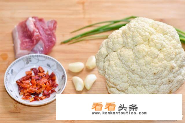 菜花的家常做法简单好吃？