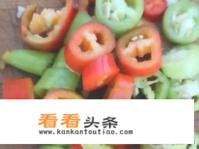 正宗川菜宫保鸡丁怎么做？