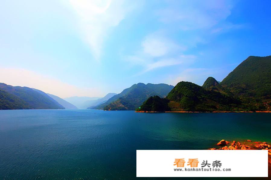 清江蝴蝶崖自驾游攻略？