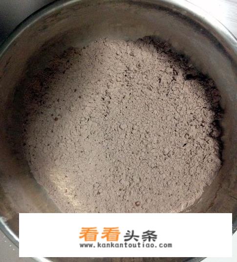 趣多多饼干包装特点？