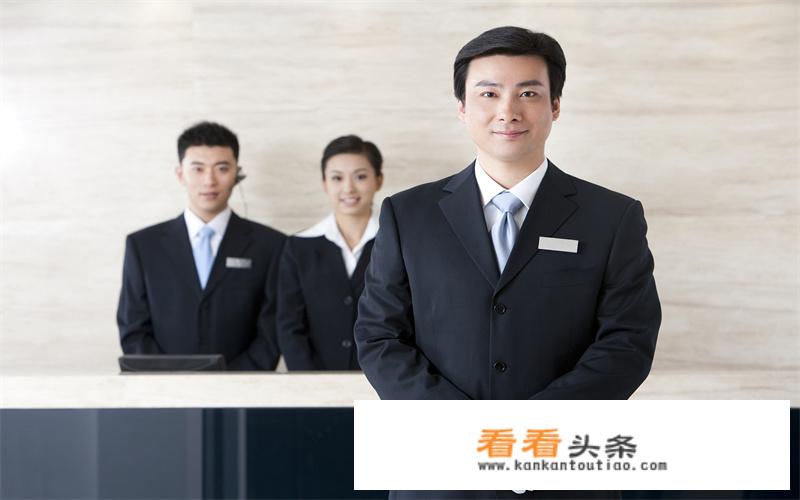 逆袭大挑战市民广场怎么过？
