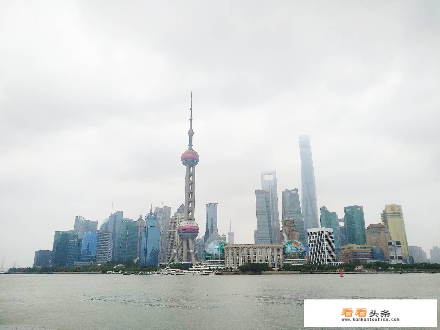 上海旅游文化三个层面的特质？