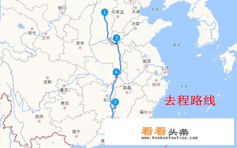 广州塔游玩限制时间吗?可以带吃的进去吗？