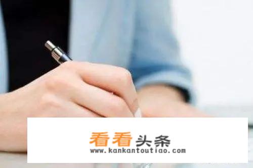 情侣可以同居吗，情侣住在一起好还是不好？