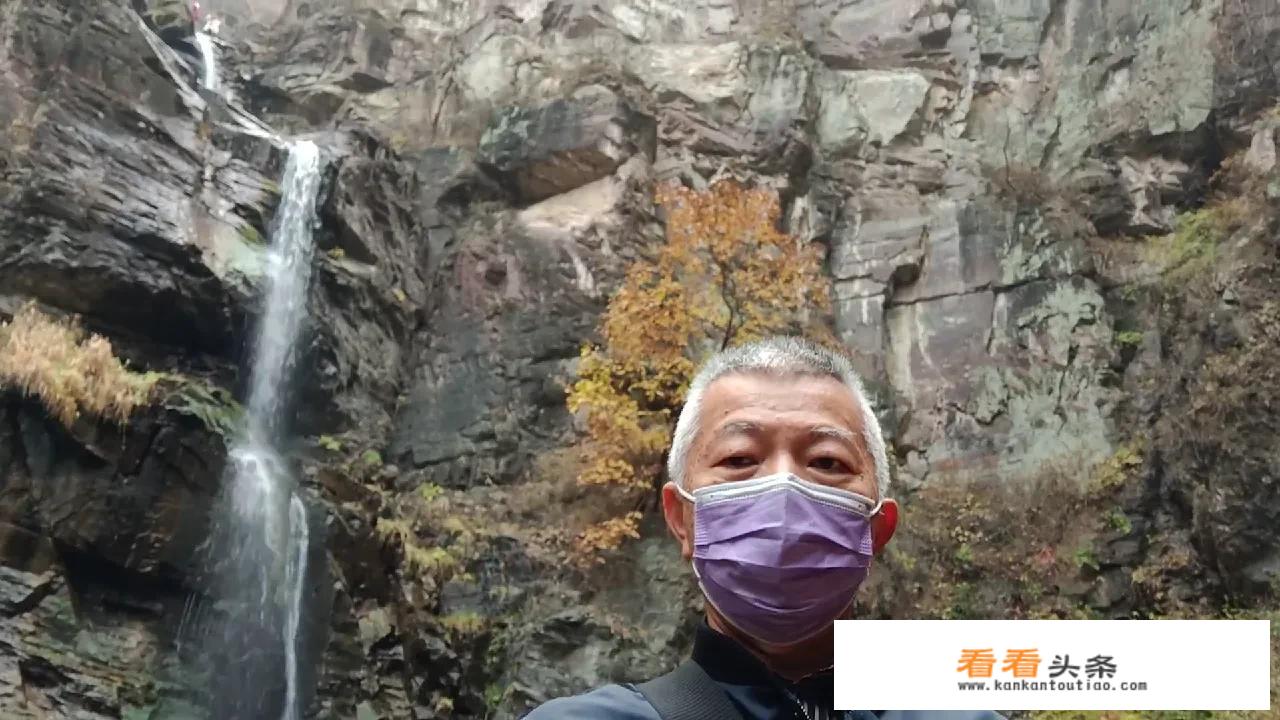 有些老人退休后，选择了常常去旅行，尽情享受生活。你怎么看？