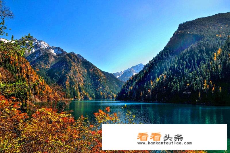 在旅游接待中，对日本客人应注意哪些风俗习惯？