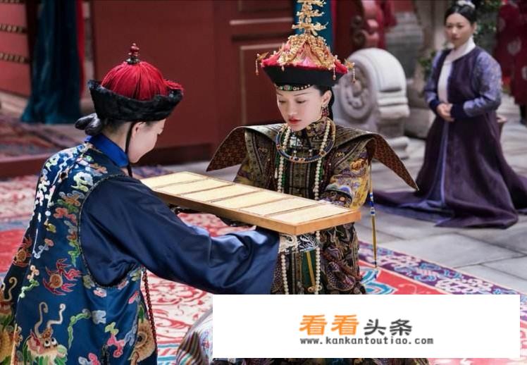 为什么国际象棋里面杀伤力最强的是皇后？