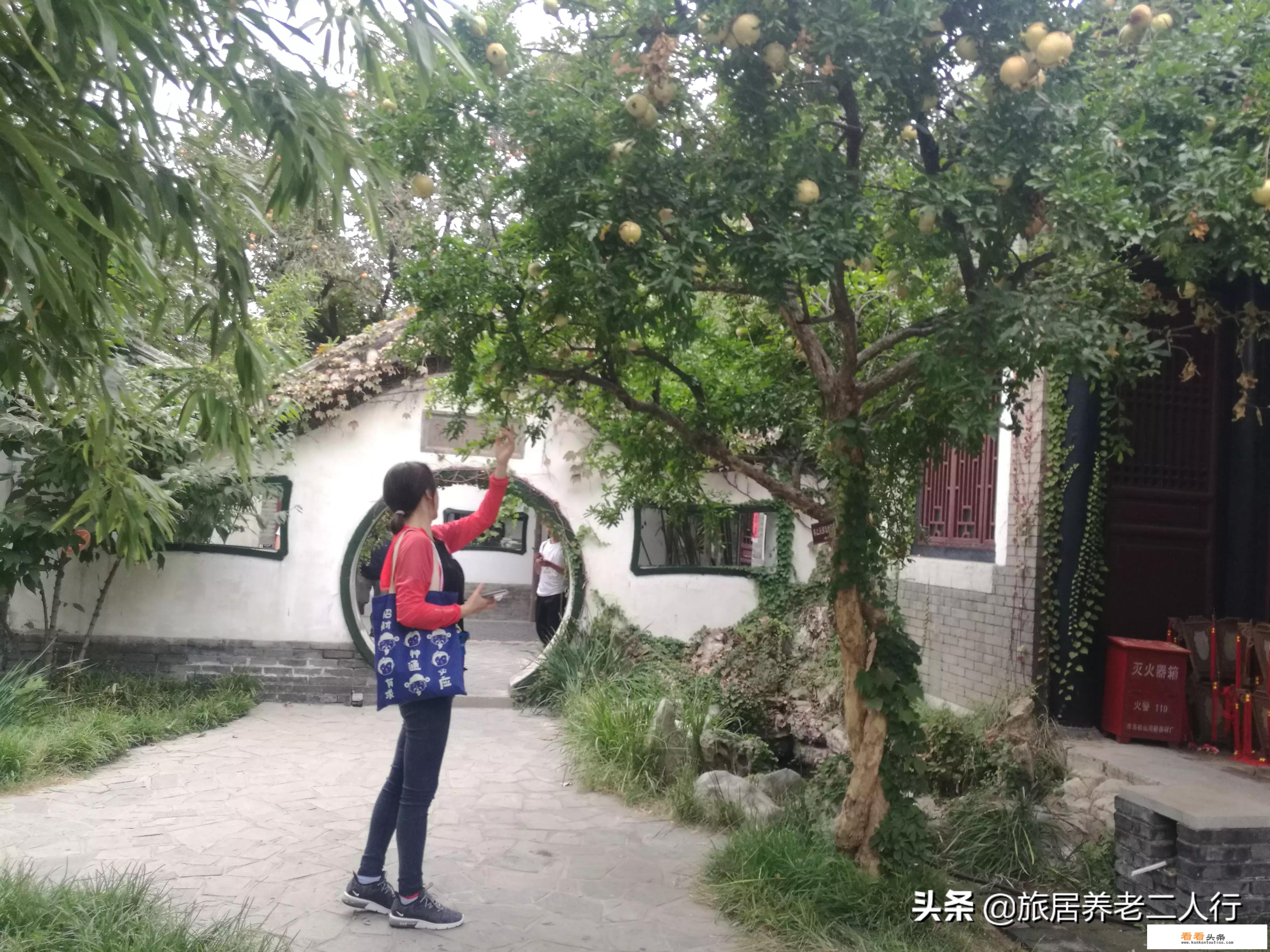 徒步旅行带什么水杯？