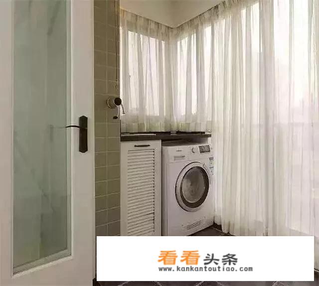 住宅中卧室、厨房、阳台的门宽规定？