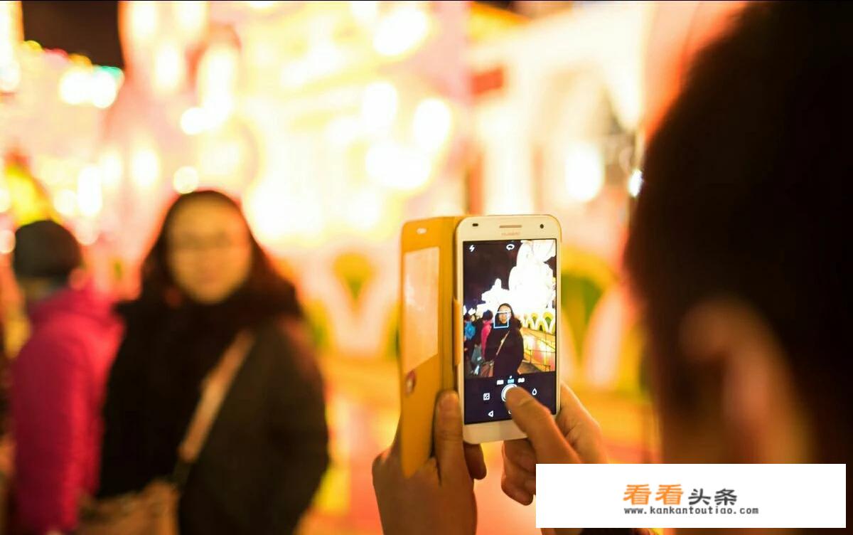 过年回到家乡中卫，你有发现智能手机对家乡人们的生活产生了哪些改变吗？