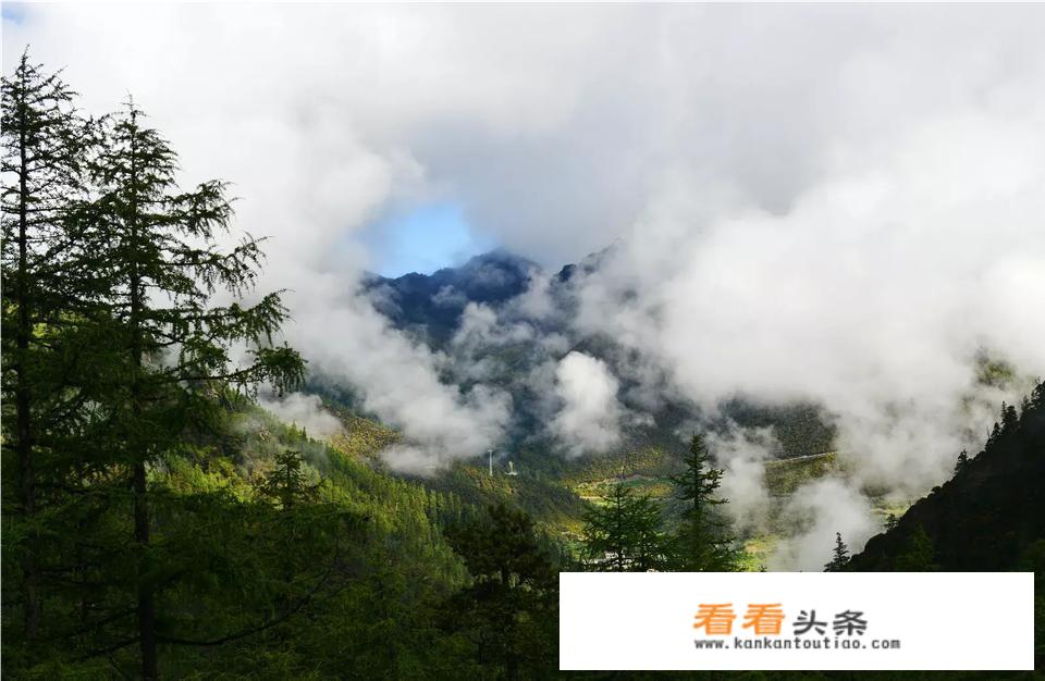 2022年稻城亚丁更佳旅游时间？