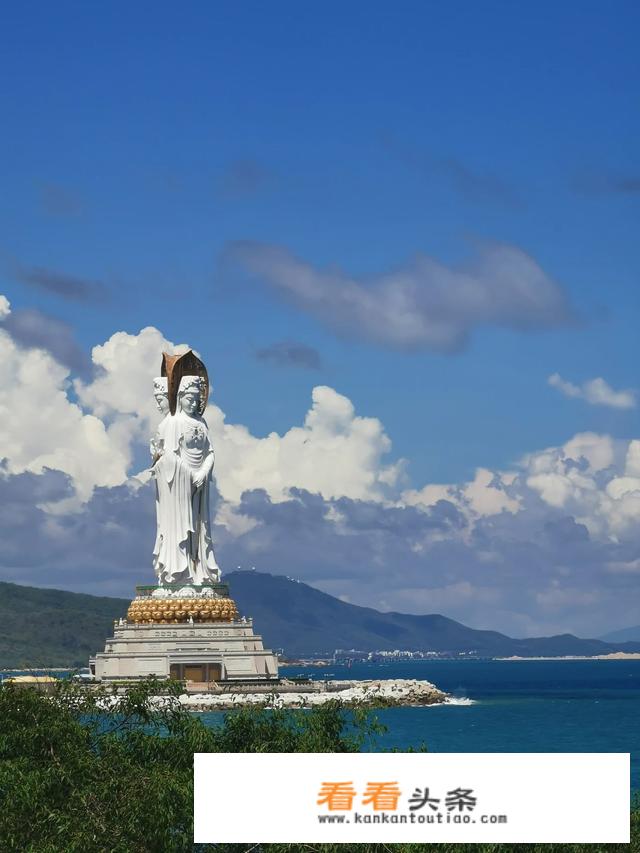 想过年期间去海南旅游，想问一下机票总费用要多少钱？