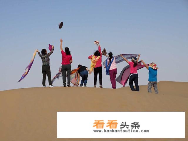 去 *** 旅行拍照衣服什么好看？