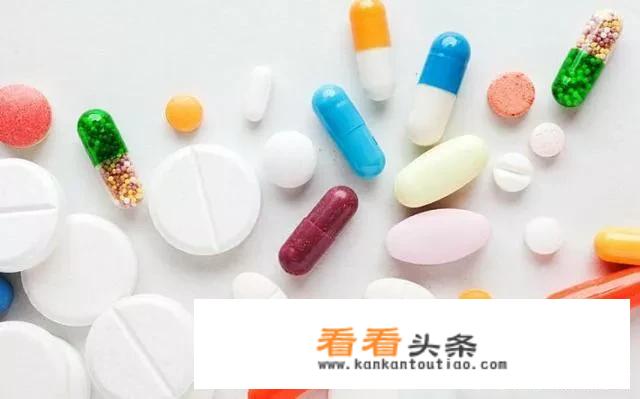 我是医院工作的，今天被艾滋病人抓伤了，请问被感染的几率大吗？