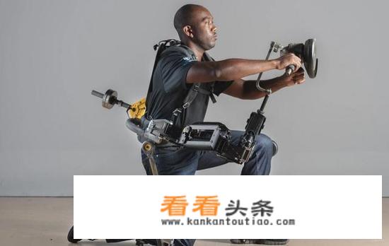 形容又能团队协作又能单兵作战的成语？