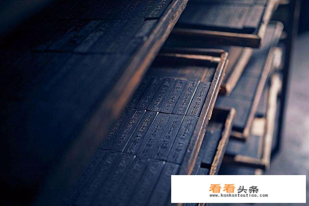名字带梅的历史、文学名人？