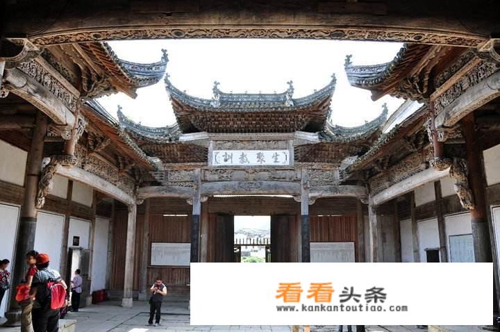 去江西旅游，想去江岭、庆源、篁岭、汪口，要怎么安排路线？