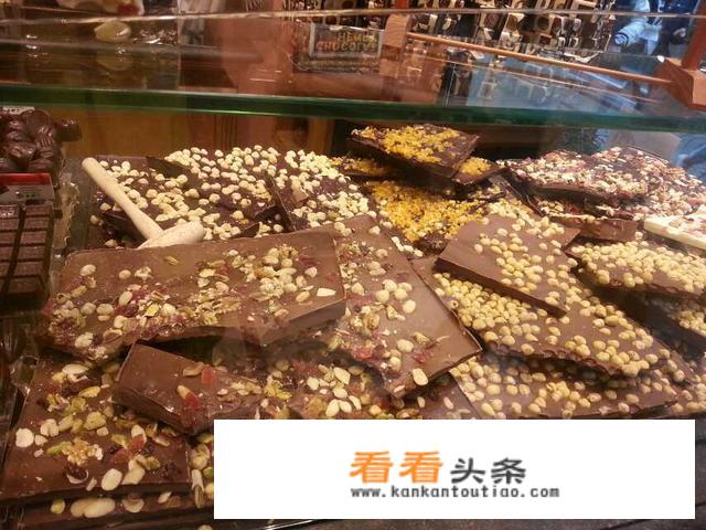 旅游小吃啥好卖？