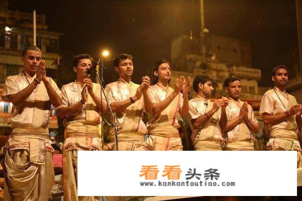 千年祝祭男主角是谁？