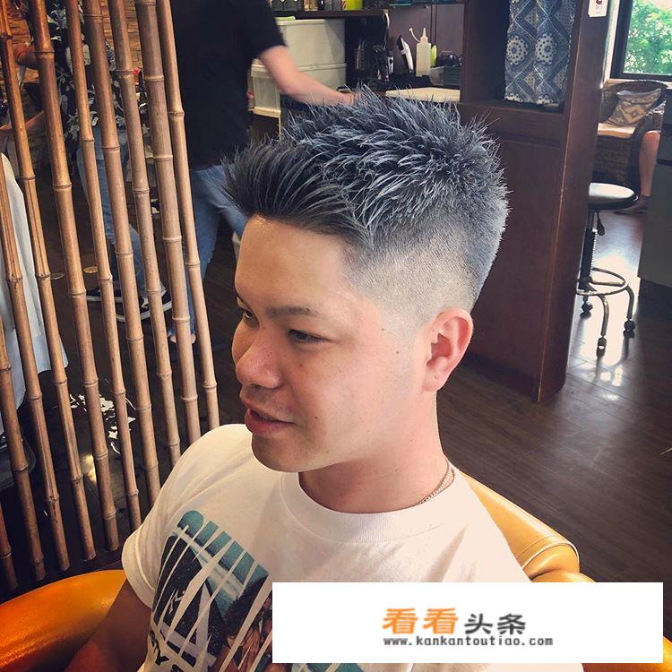 男生适合什么发色，低调点的？