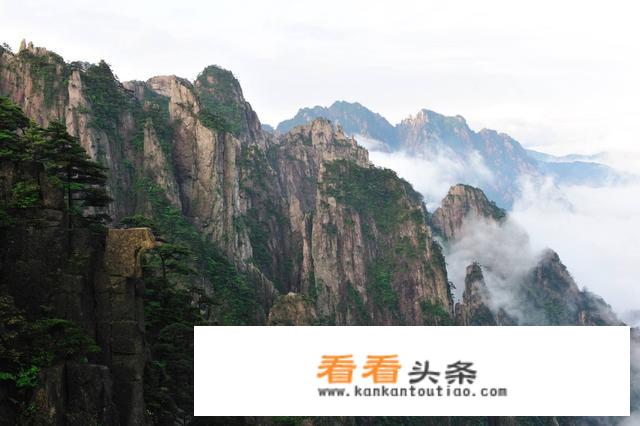 宁夏吴忠与安徽黄山的2020年一季度GDP？