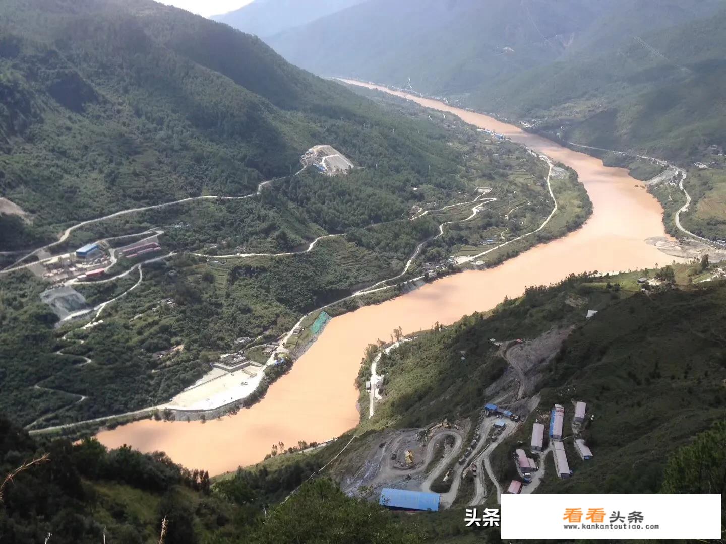 虎跳峡开车怎么玩？