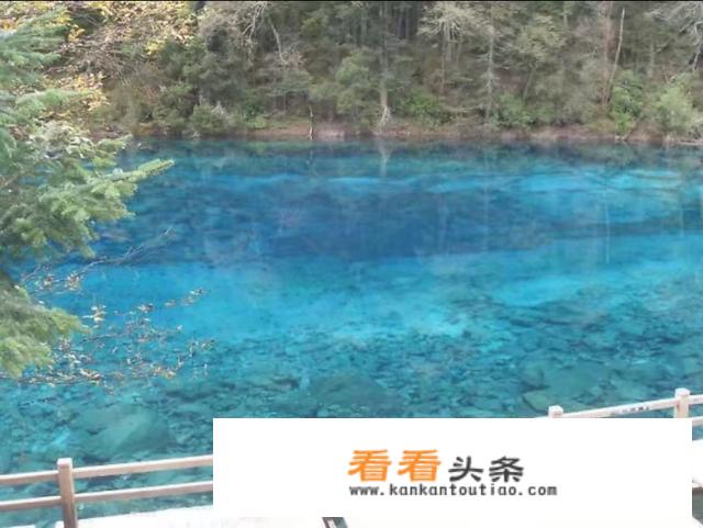 回顾旅游走过的风景文案？