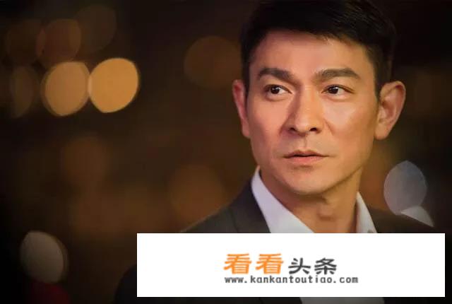 娱乐圈男艺人，谁的国民度更高？为什么？