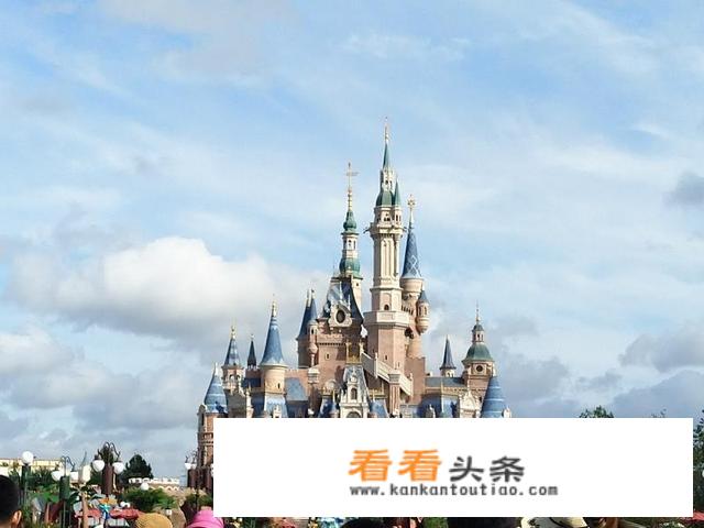 上海旅游住哪里比较方便？