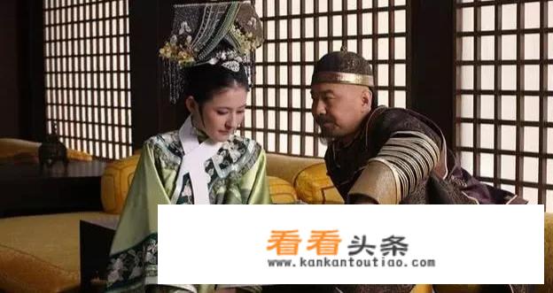 甄嬛传拽妃哪集出现？