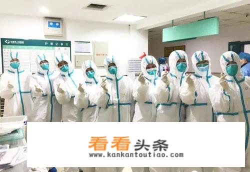 交通事故小车撞到行人文章怎么写？