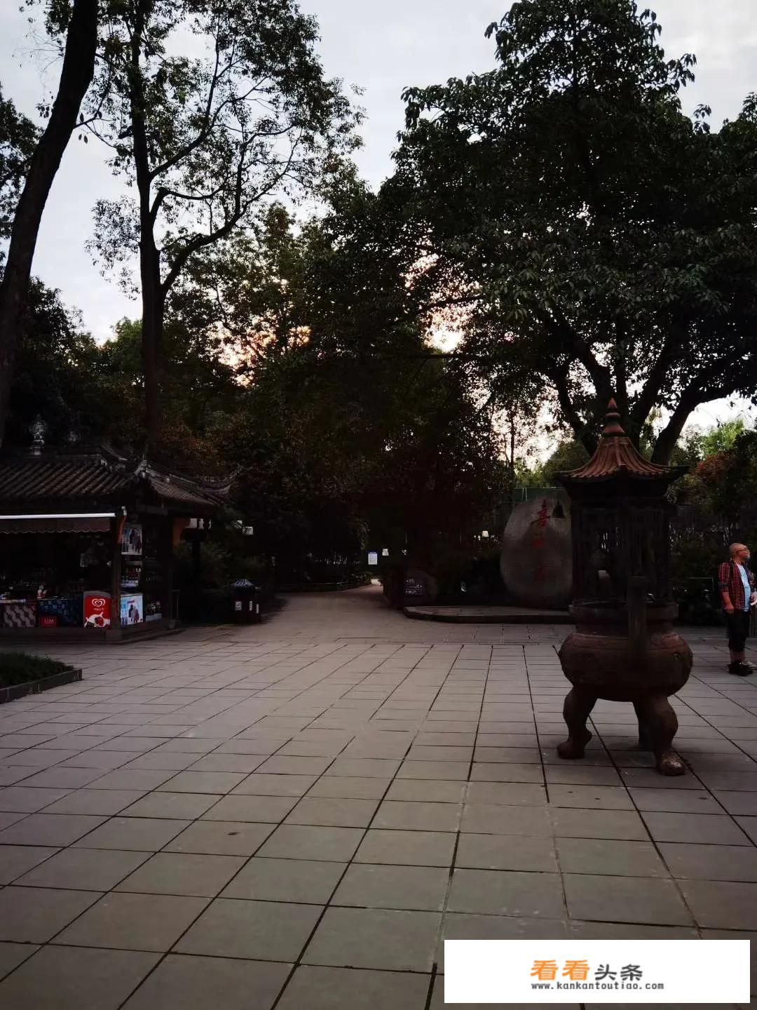 喜欢旅游的朋友，你们游成都，哪些景点给你留下美好的印象？
