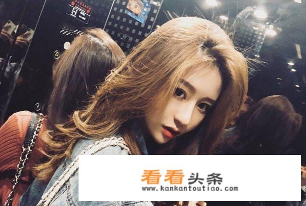辍学整容混迹夜店捞富二代，难道“温婉女神”从小就是炫富精吗？