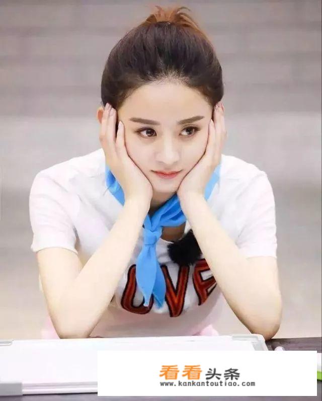 出去旅游怎么照相摆姿势好看？