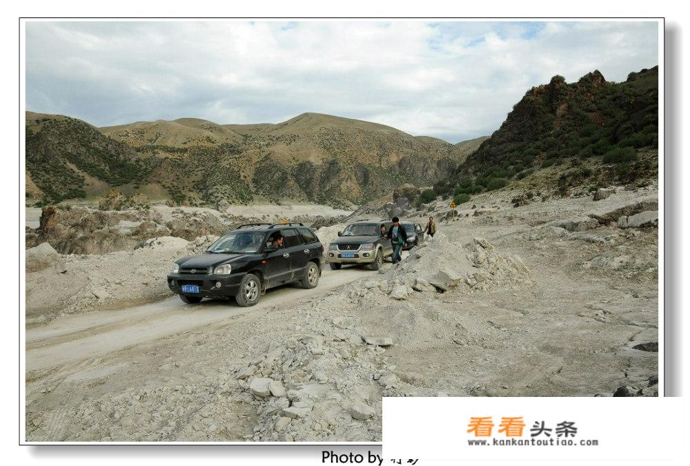 关于新疆旅行的简短文案？